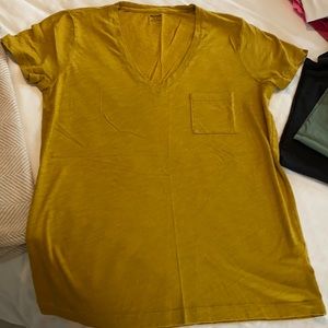 Madewell V-neck pocket tee